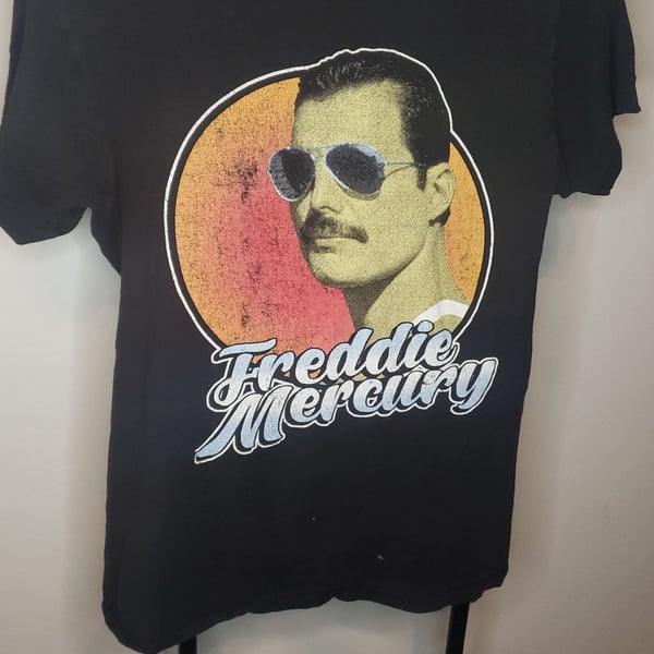 Freddie Mercury T-Shirt Official Merch Black Graphic Tee Size Medium Pre-Owned