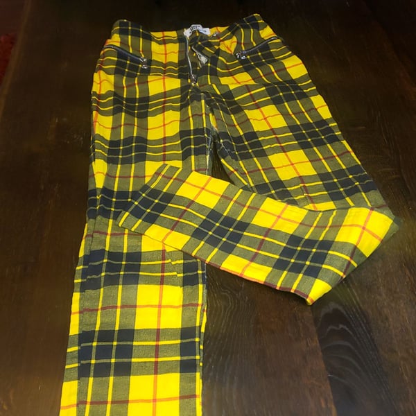 Tigermist yellow plaid pants (Worn once, make your 🍑...
