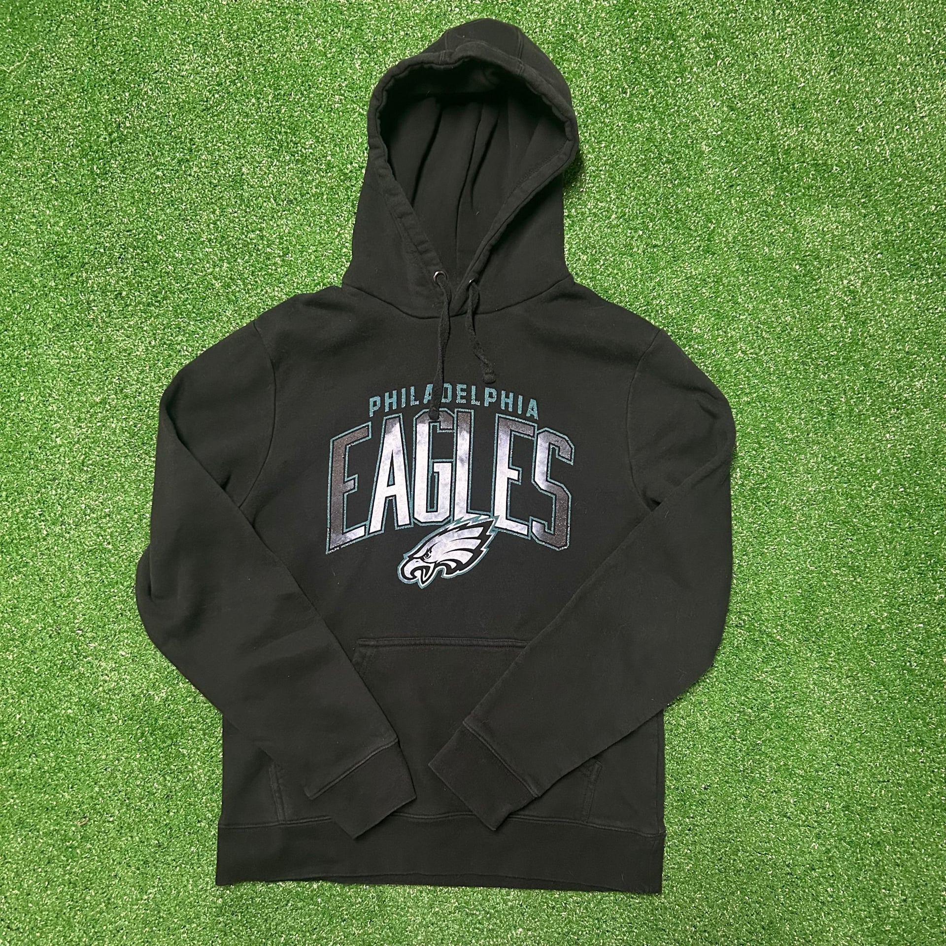 Fanatics Philadelphia Eagles NFL Sweatshirts for men’s size medium(fits small) 1