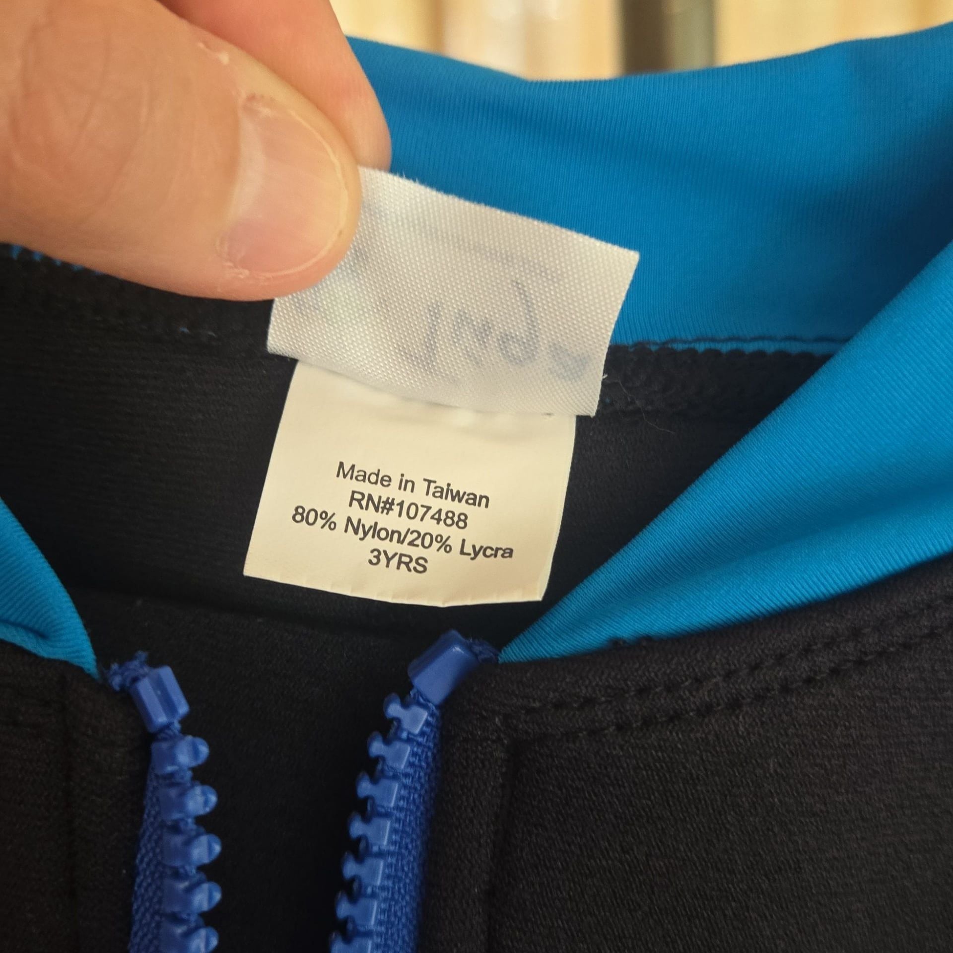 Tuga - Kids Sunwear / Wetsuit - Size 3 - Blue/ Black 5