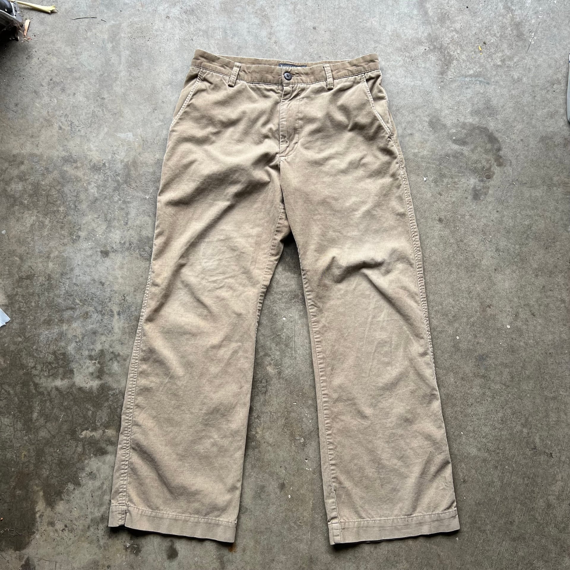 Banana Republic Mens Relaxed Fit corduroy 10” leg opening pants 2