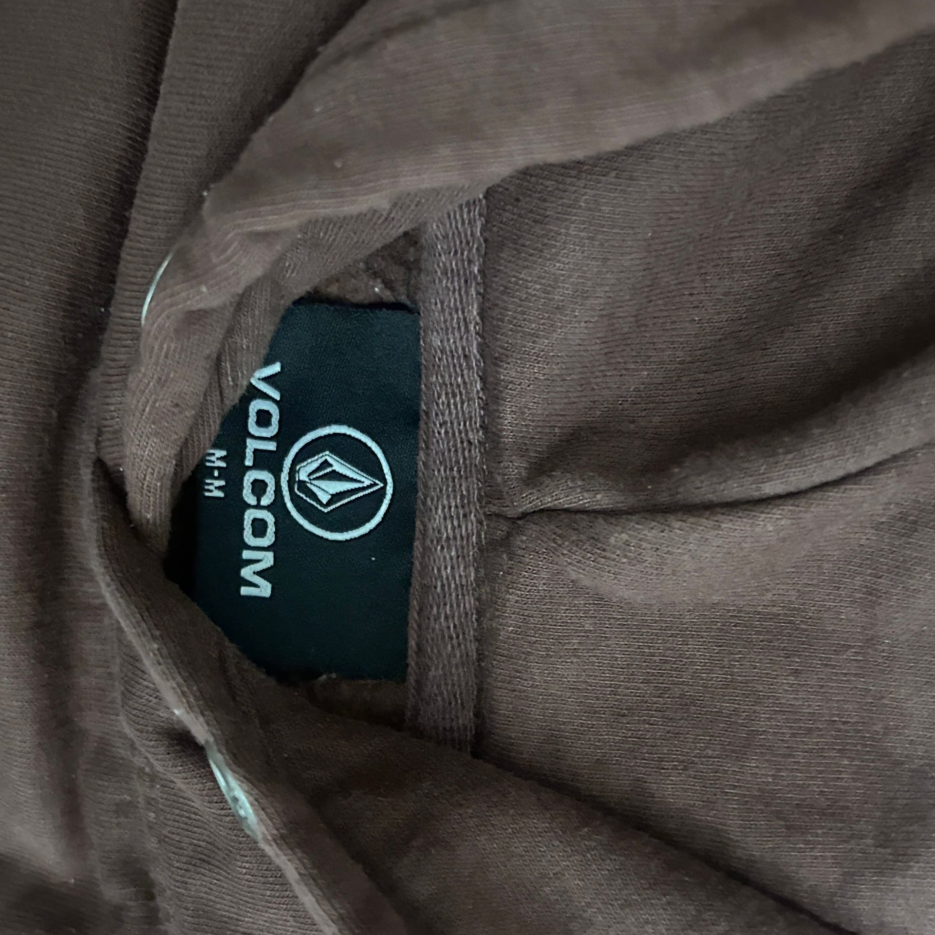 VOLCOM BLACK FRIDAY PULL OVER HOODIE 3