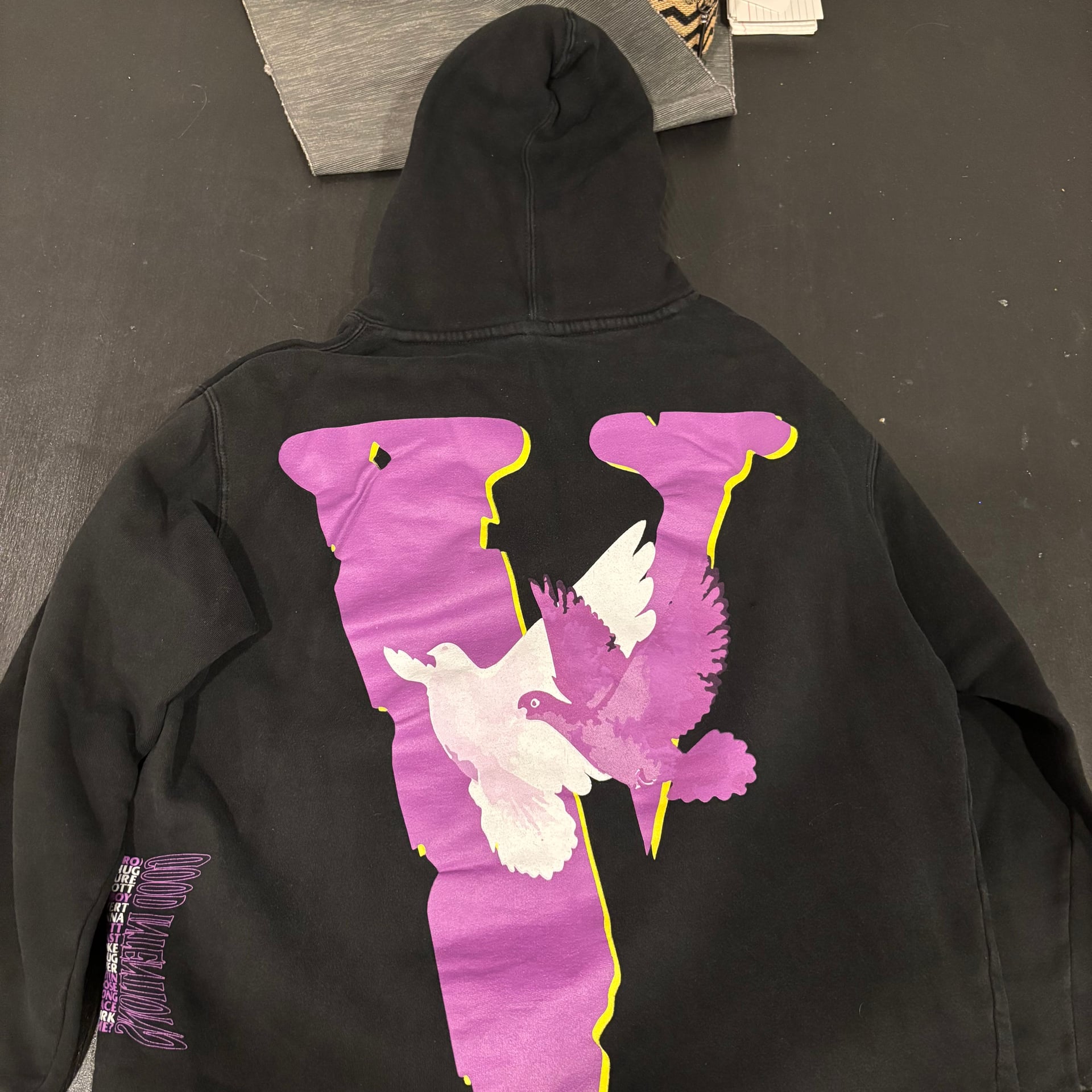 Product thumbnail 4