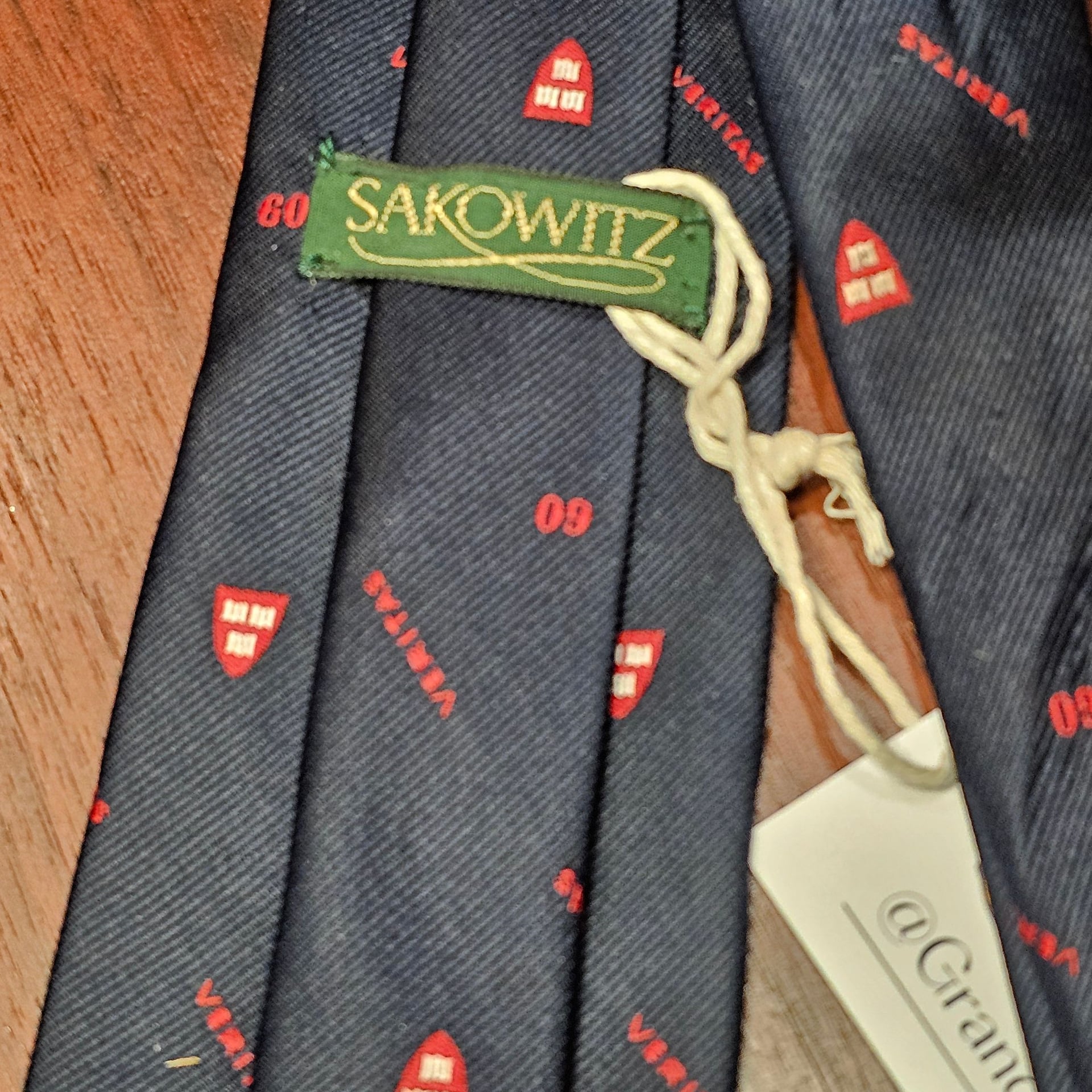 Sakowitz Harvard Veritas All Silk Tie Woven In England 54.5”x3” 4