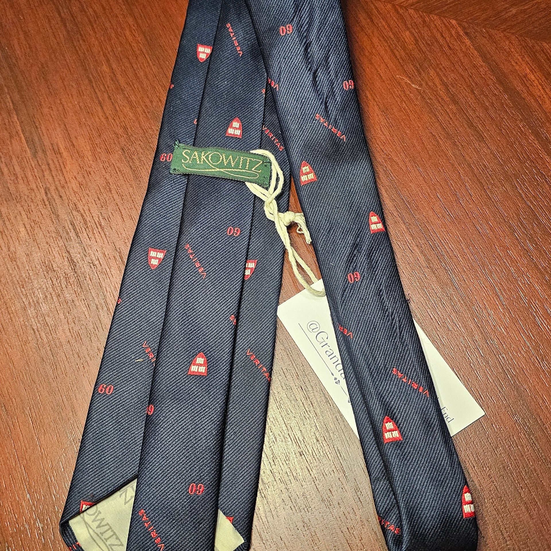 Sakowitz Harvard Veritas All Silk Tie Woven In England 54.5”x3” 3