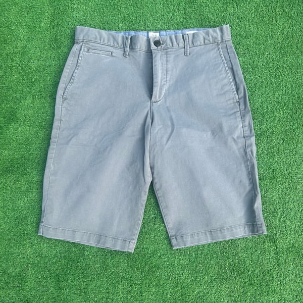 J Crew Mens The Gramercy Chino Flat Front Shorts, Gray Size 29W