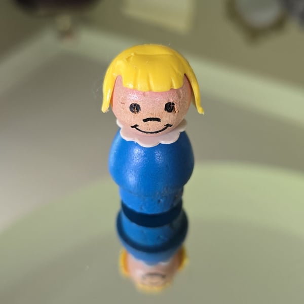 Vintage FISHER PRICE Little People Blue Shirt Girl Blonde Plastic HAIR wood