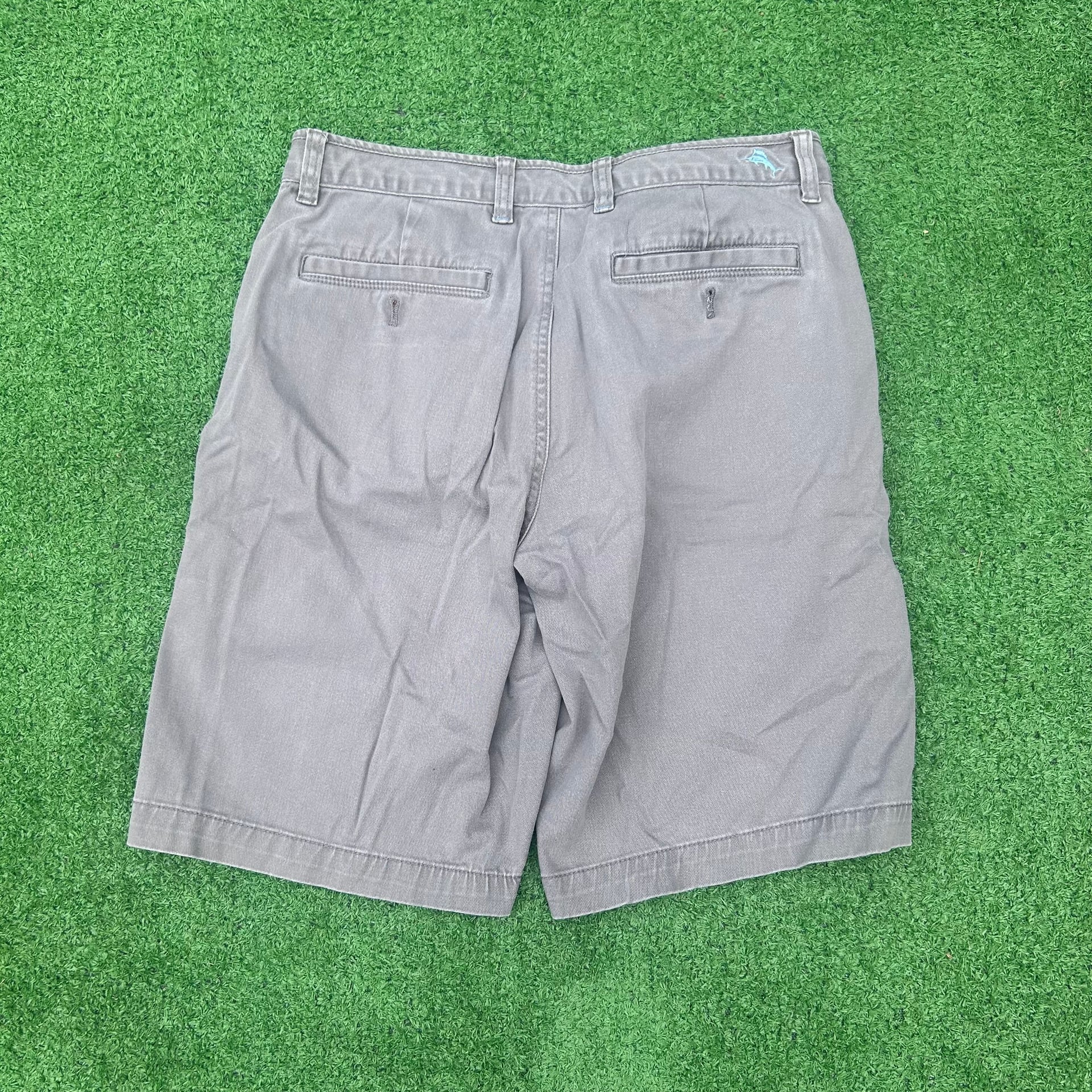 Tommy Bahama Men's Cotton Flat Front Gray khaki cinco Shorts size 30 2