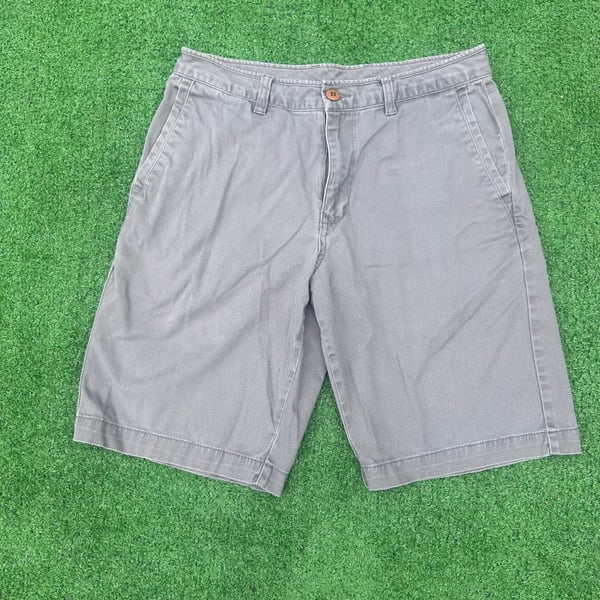 Tommy Bahama Men's Cotton Flat Front Gray khaki cinco Shorts size 30