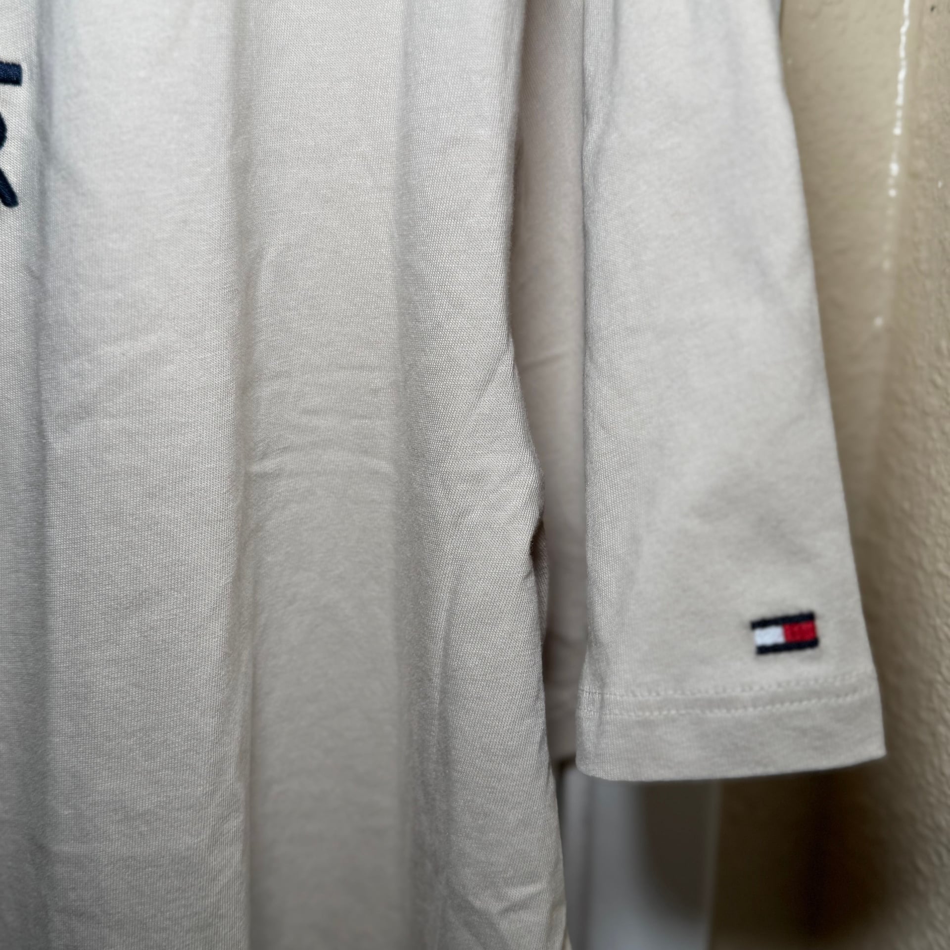 Tommy Hilfiger Clothing crew neck t shirt size xxl 4