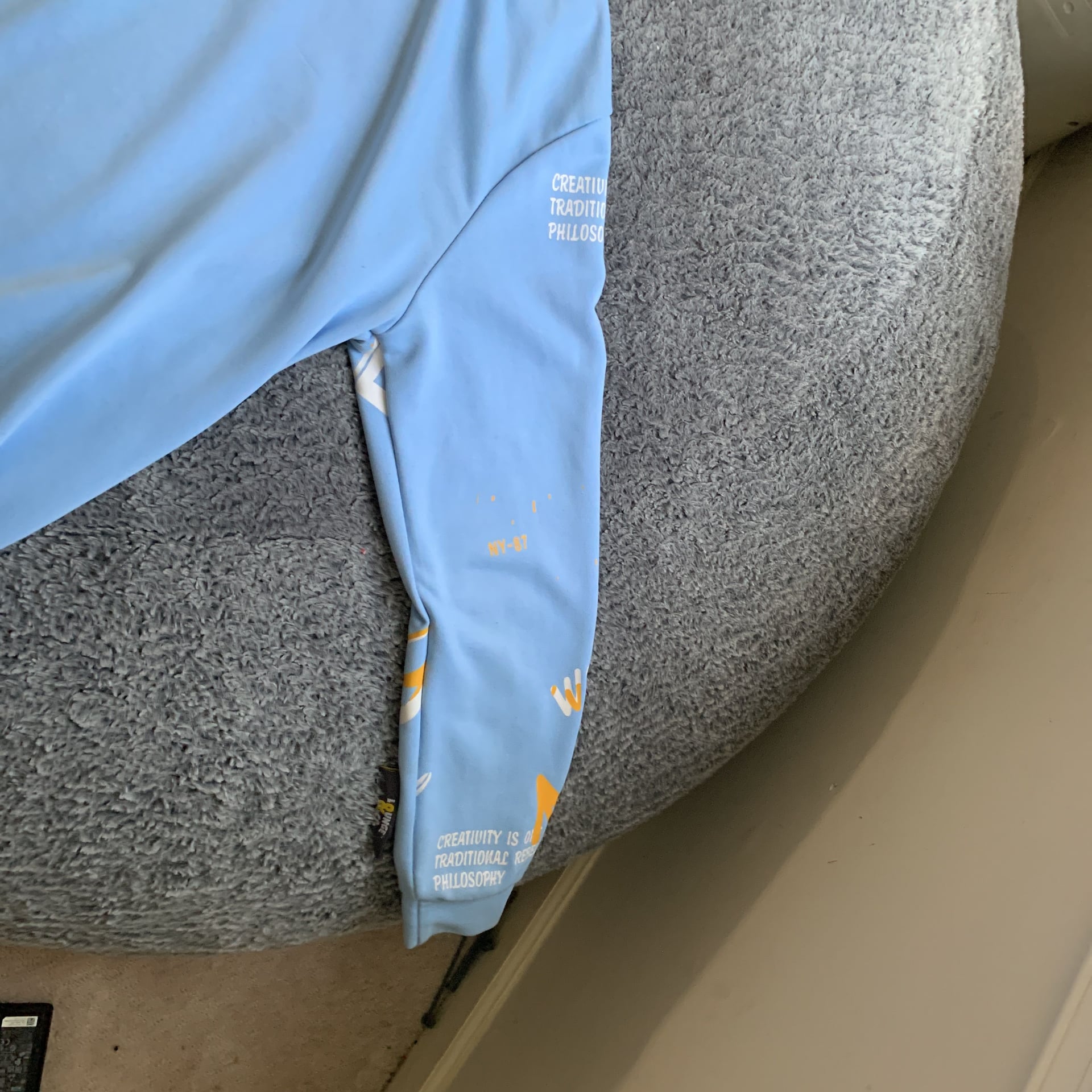 Light Blue Graphic Crewneck Sweatshirt 6