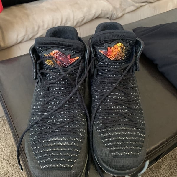 Nike Air Jordan Black Iridescent Logo Basketball Sneakers Men's Size 10.5