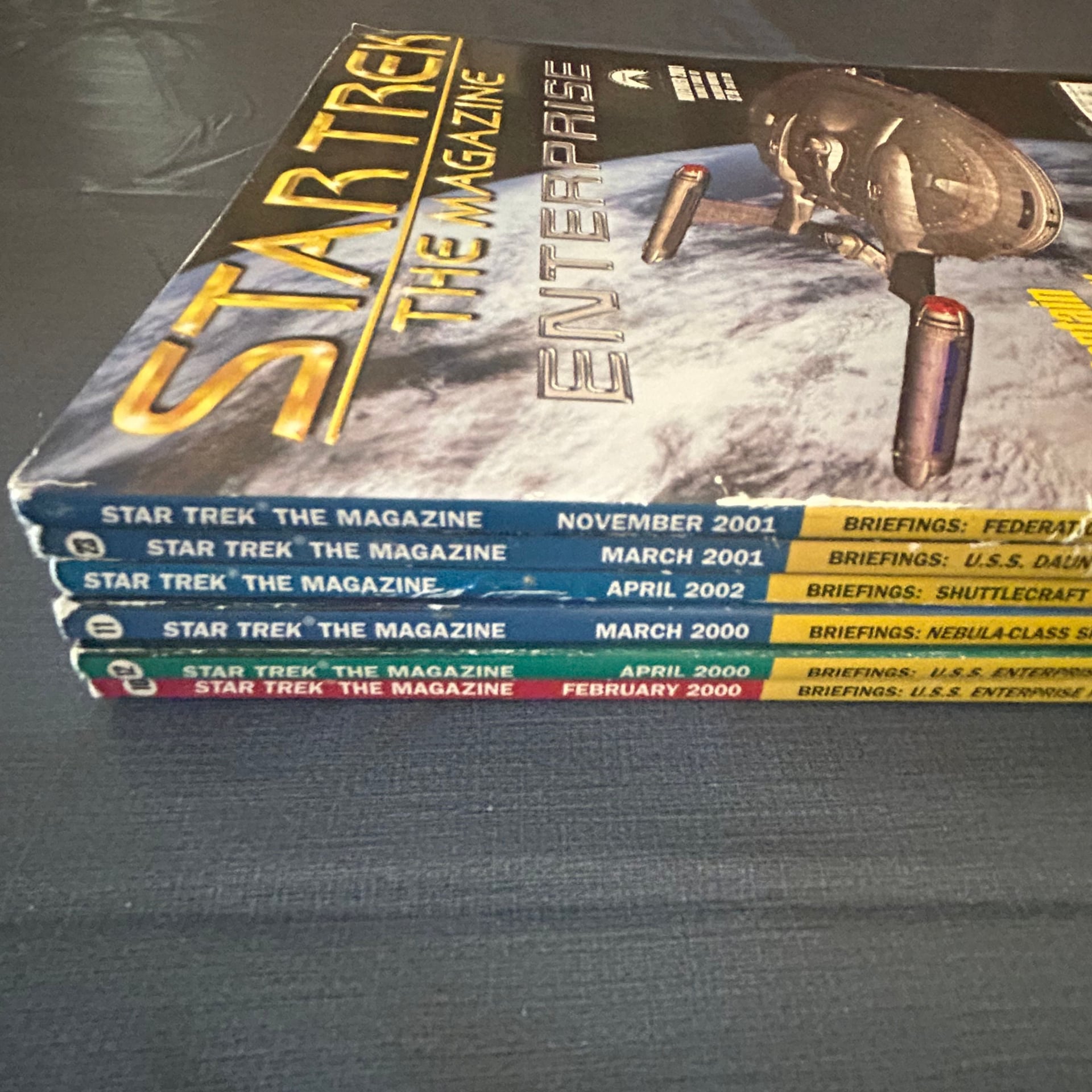 6 various Star Trek The Magazines ranging from February 2000- April 2002 8