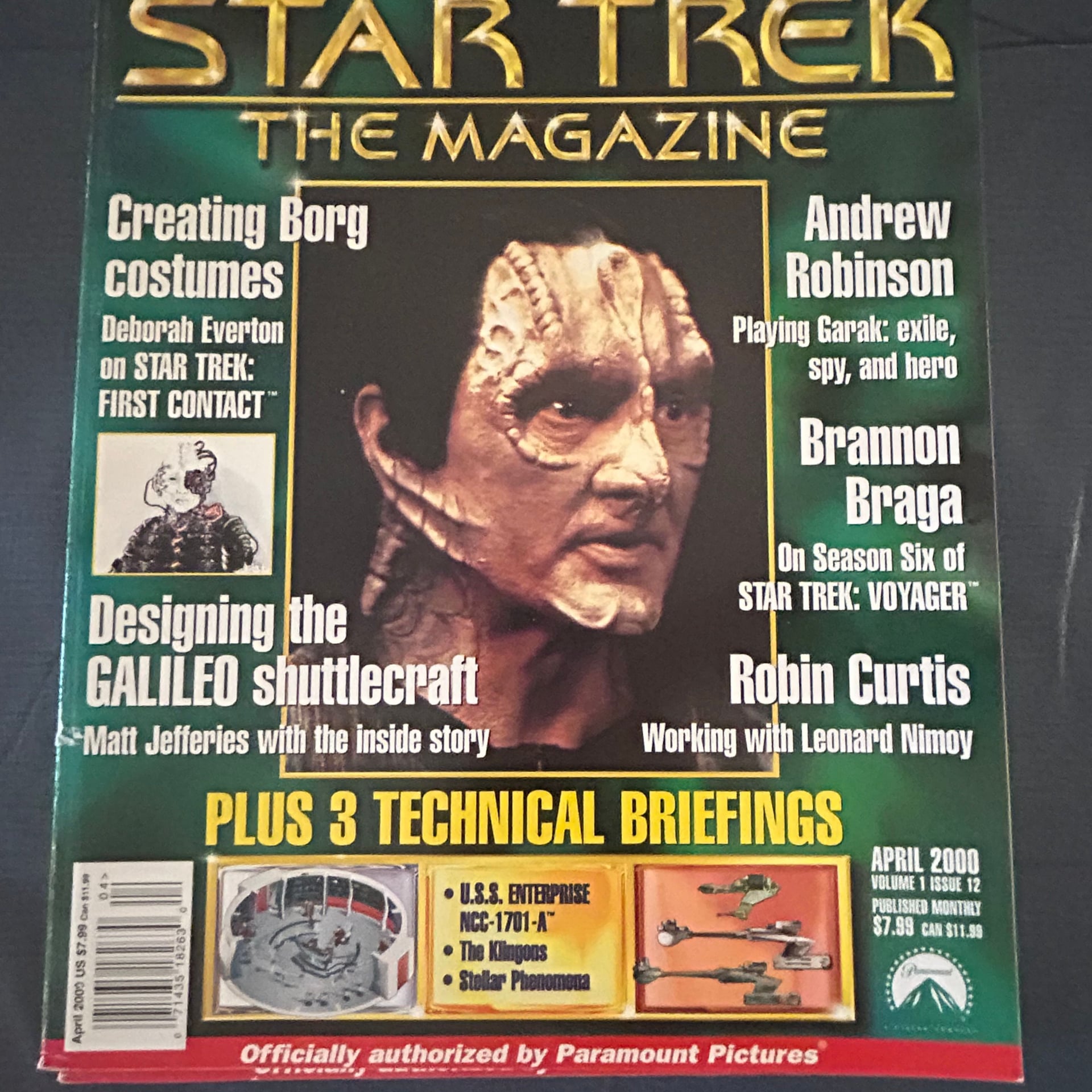 6 various Star Trek The Magazines ranging from February 2000- April 2002 5