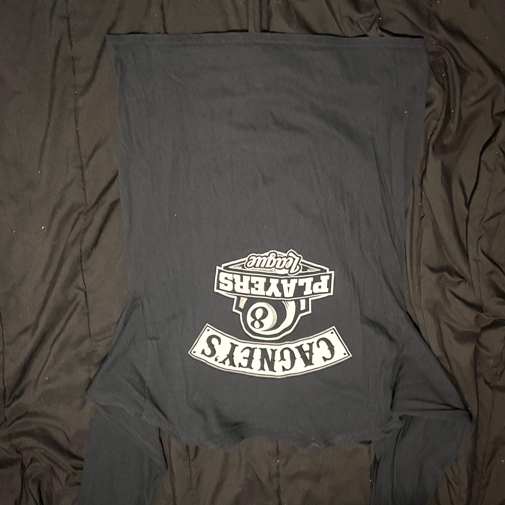 Cagney’s 8 ball longe sleeve 1