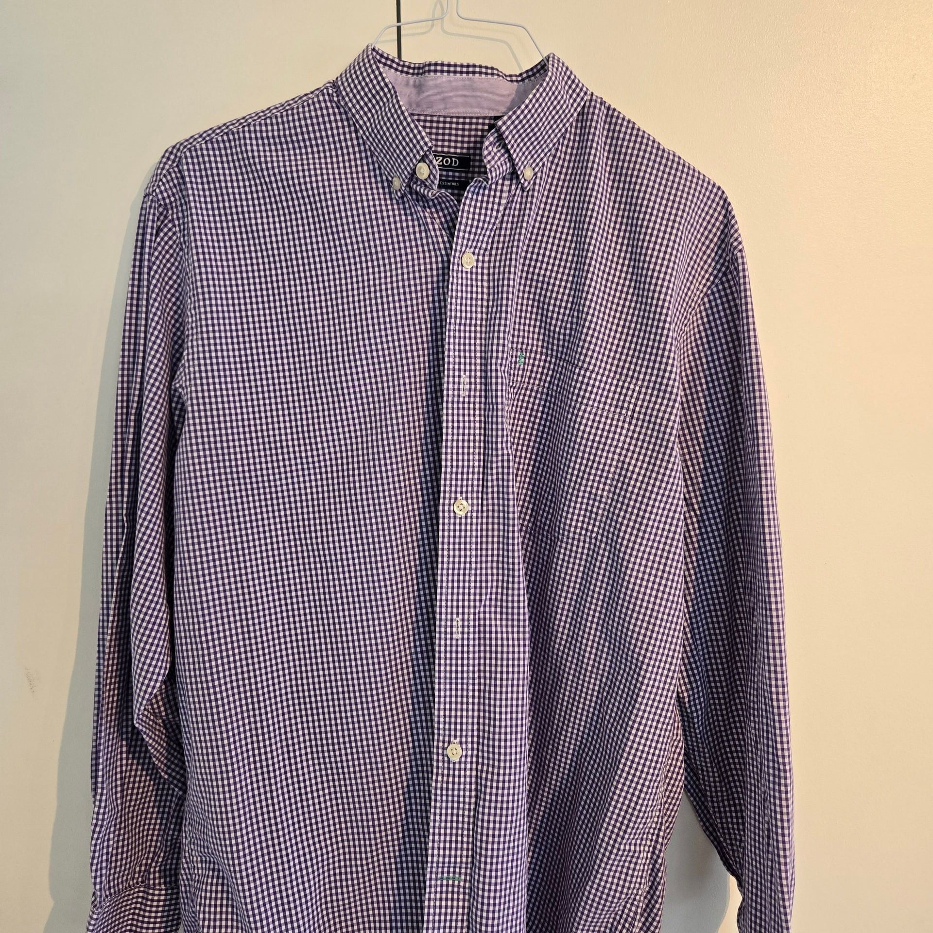 IZOD Essentials Mens Purple and White Check Long-Sleeve Button-Down Shirt Size M 1