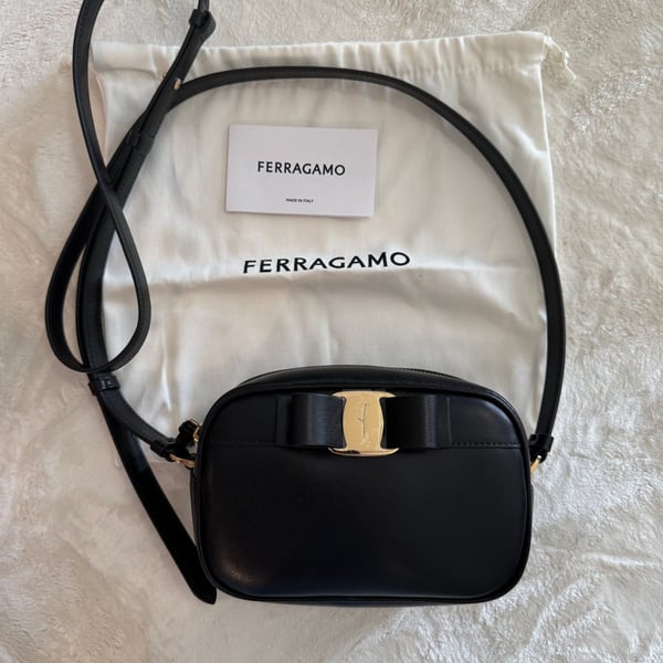 Ferragamo Vara Bow Camera Bag Black Leather Crossbody with Dust Bag
