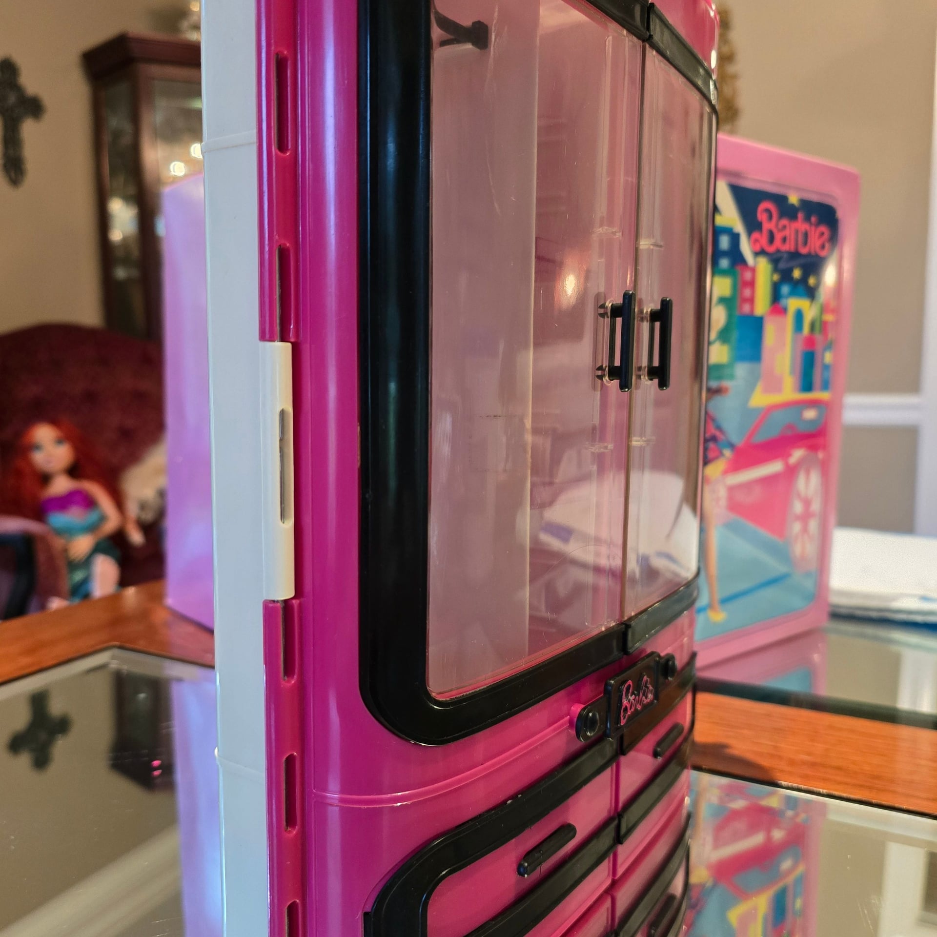 Barbie Ultimate Closet Portable Fashion Play Set - Pink Wardrobe 2015 Mattel 8