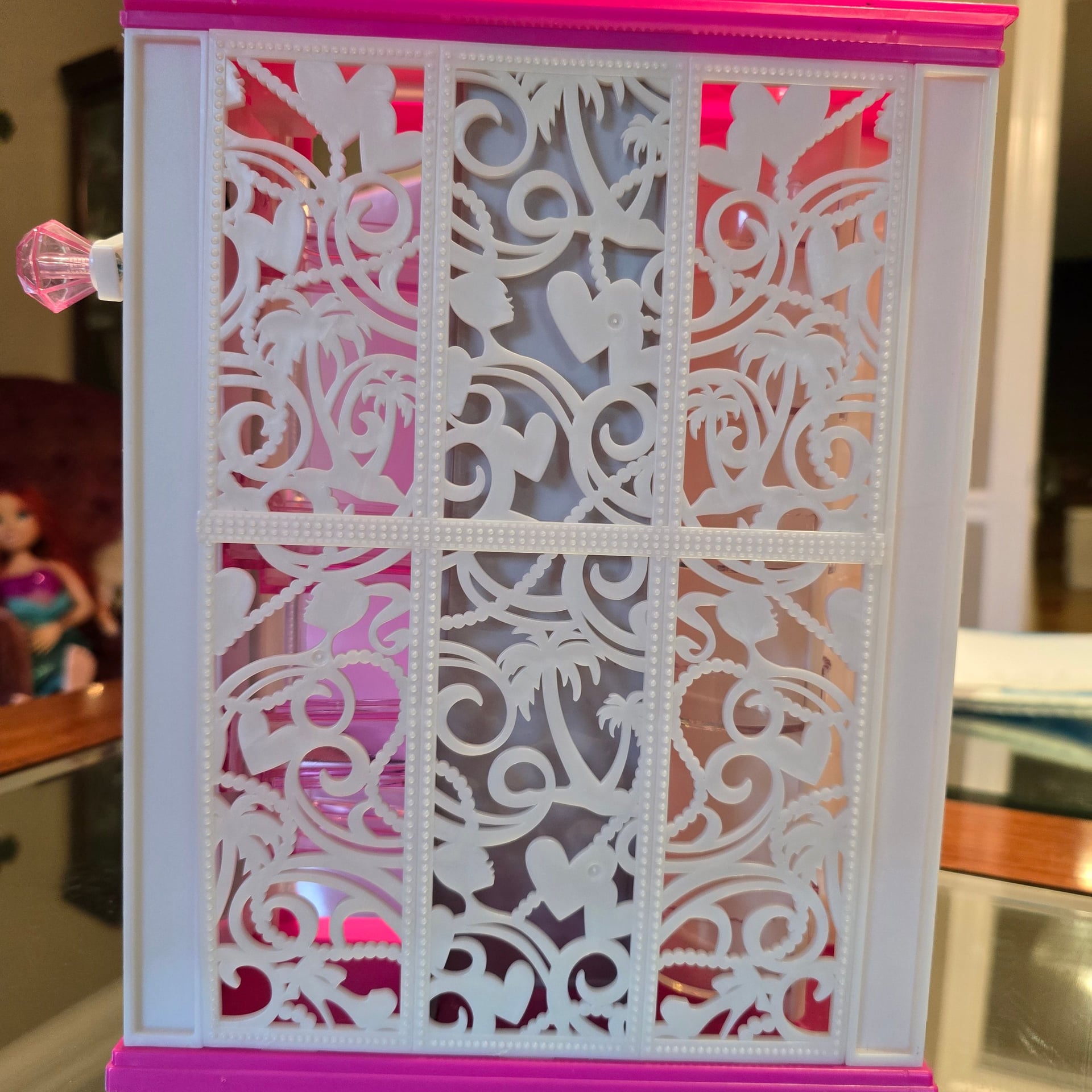 Barbie Life in the dreamhouse Fashion Vending Machine Playset - Pink & White Toy 8