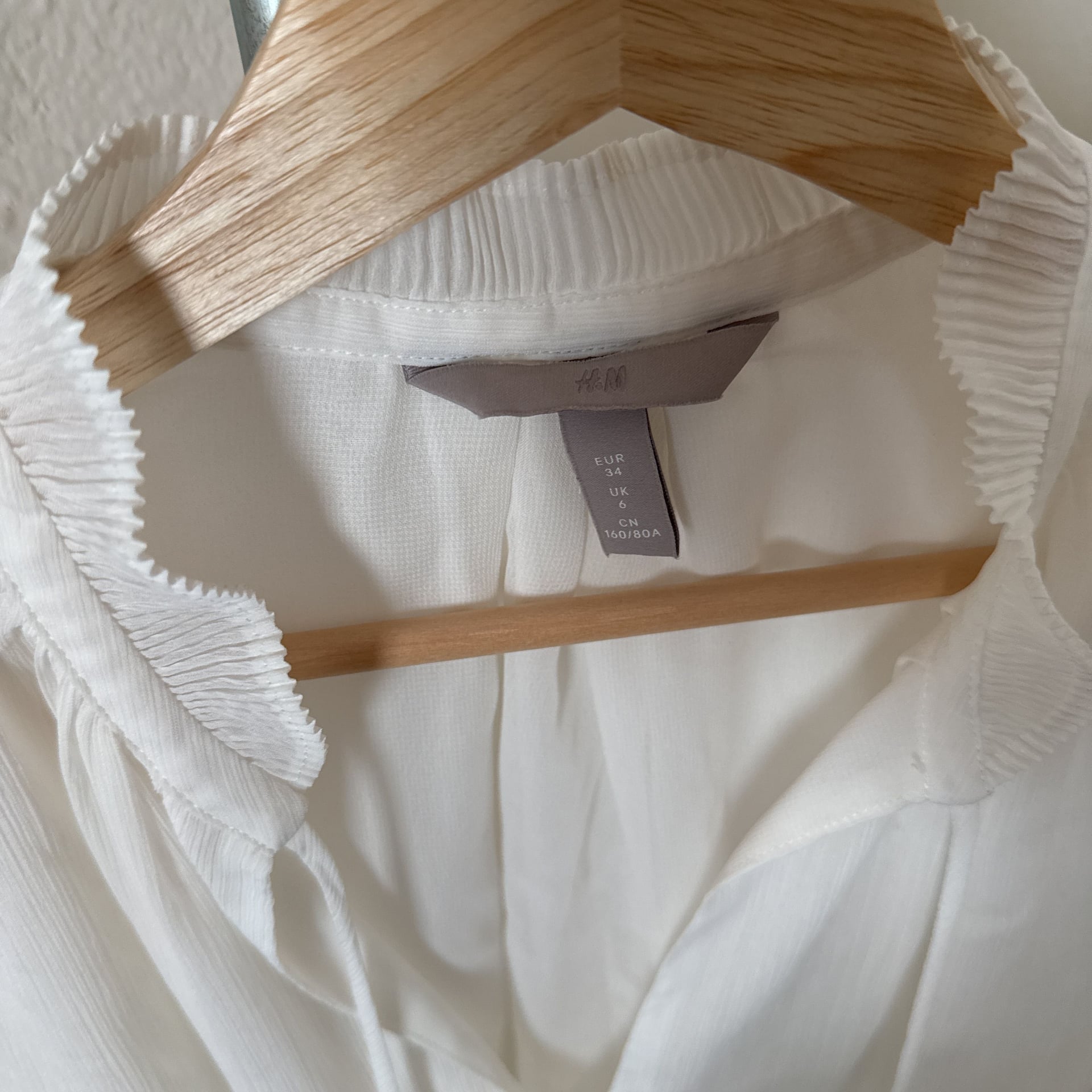 H&M White Chic Blouse 3