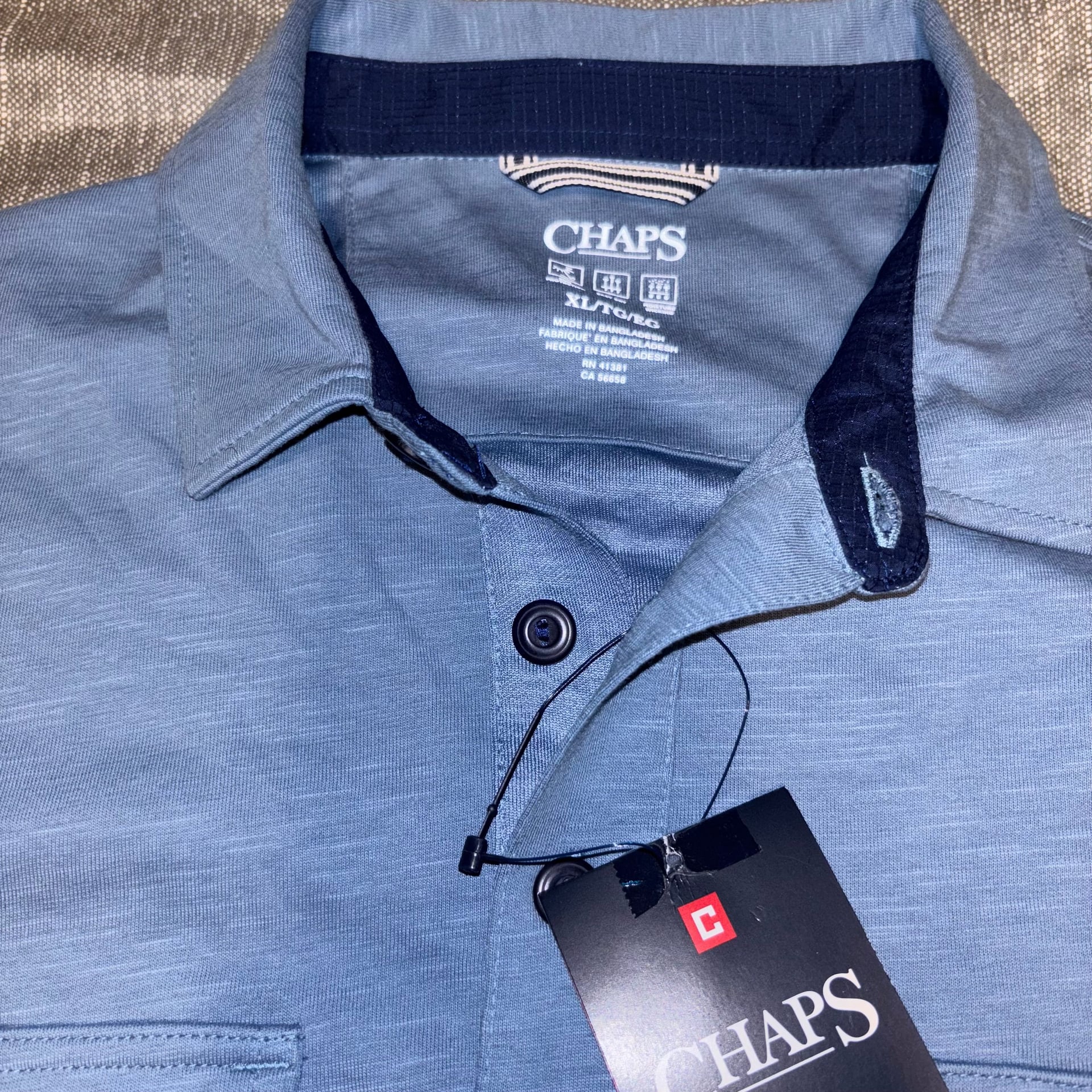 New Chaps Men's Light Blue Collared Button Up Shirt - Size XL 1