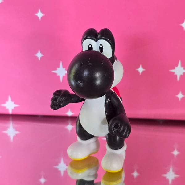 World of Nintendo Super Mario Bros. BLACK YOSHI 2.5" Action Figure Jakks