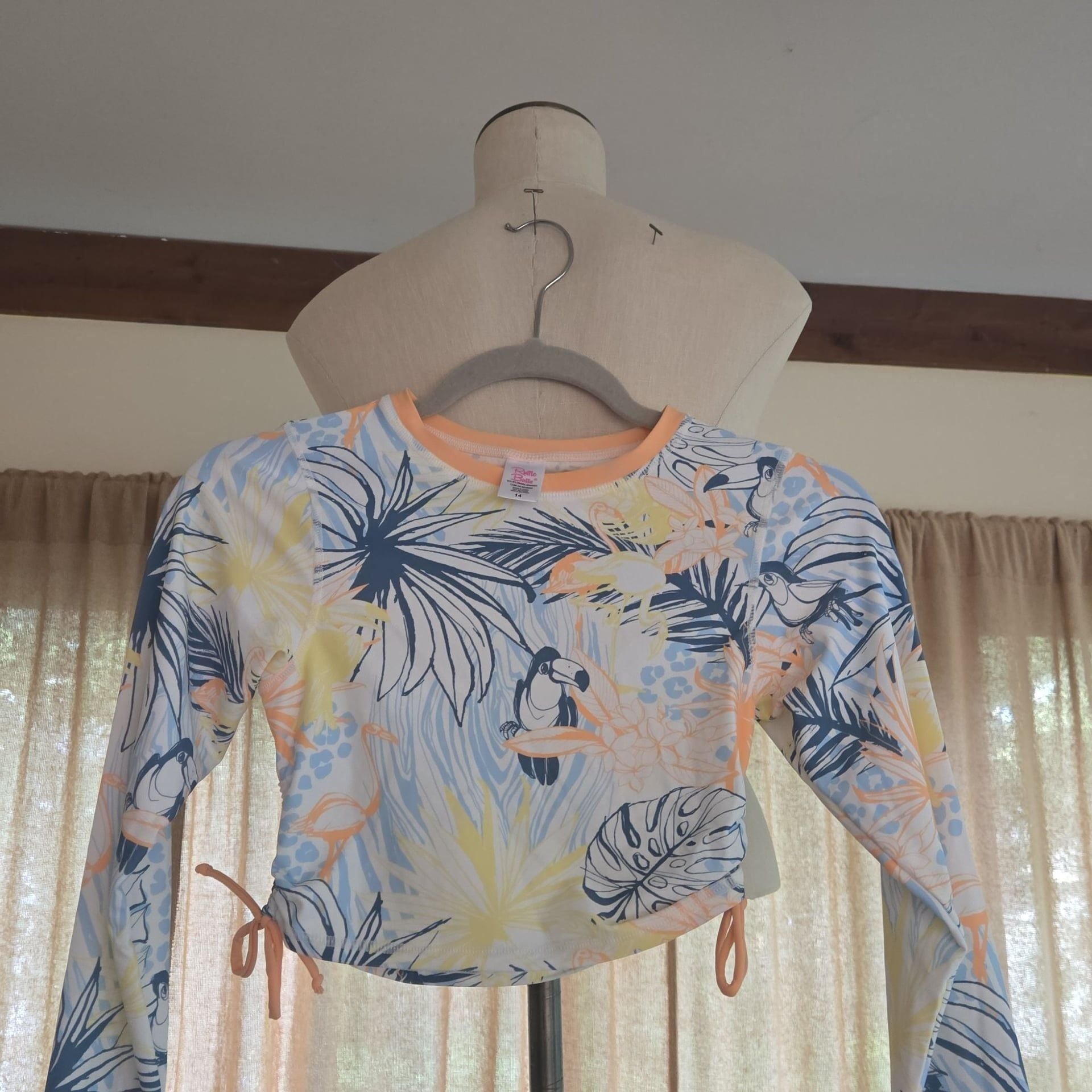 NEW - RUFFLE BUTTS - Girls rashguard top - Size 14 2
