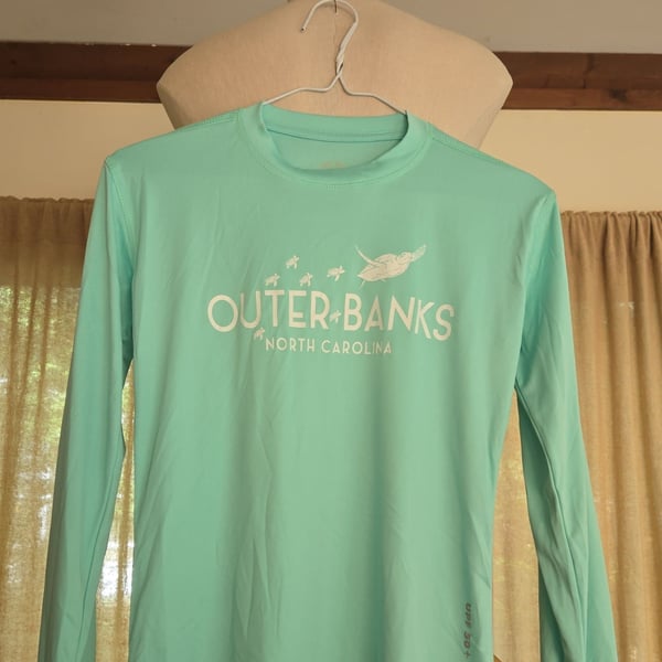 BANANA BOAT - Women's Long Sleeve Sun shirt - OUTER BANKS -  Size S - Green