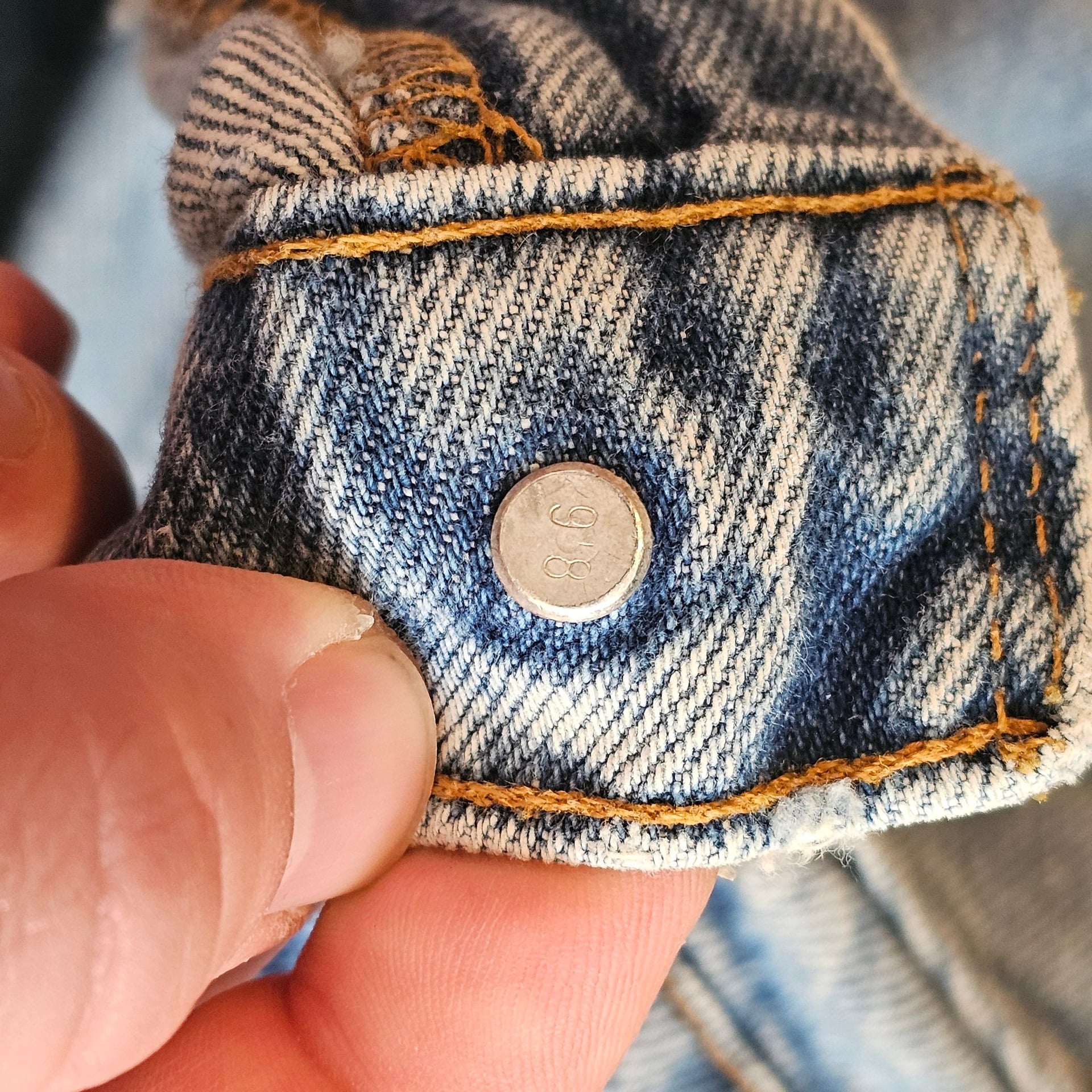 Vintage Levi's Jeans 505 33x29 Excellent condition... 4