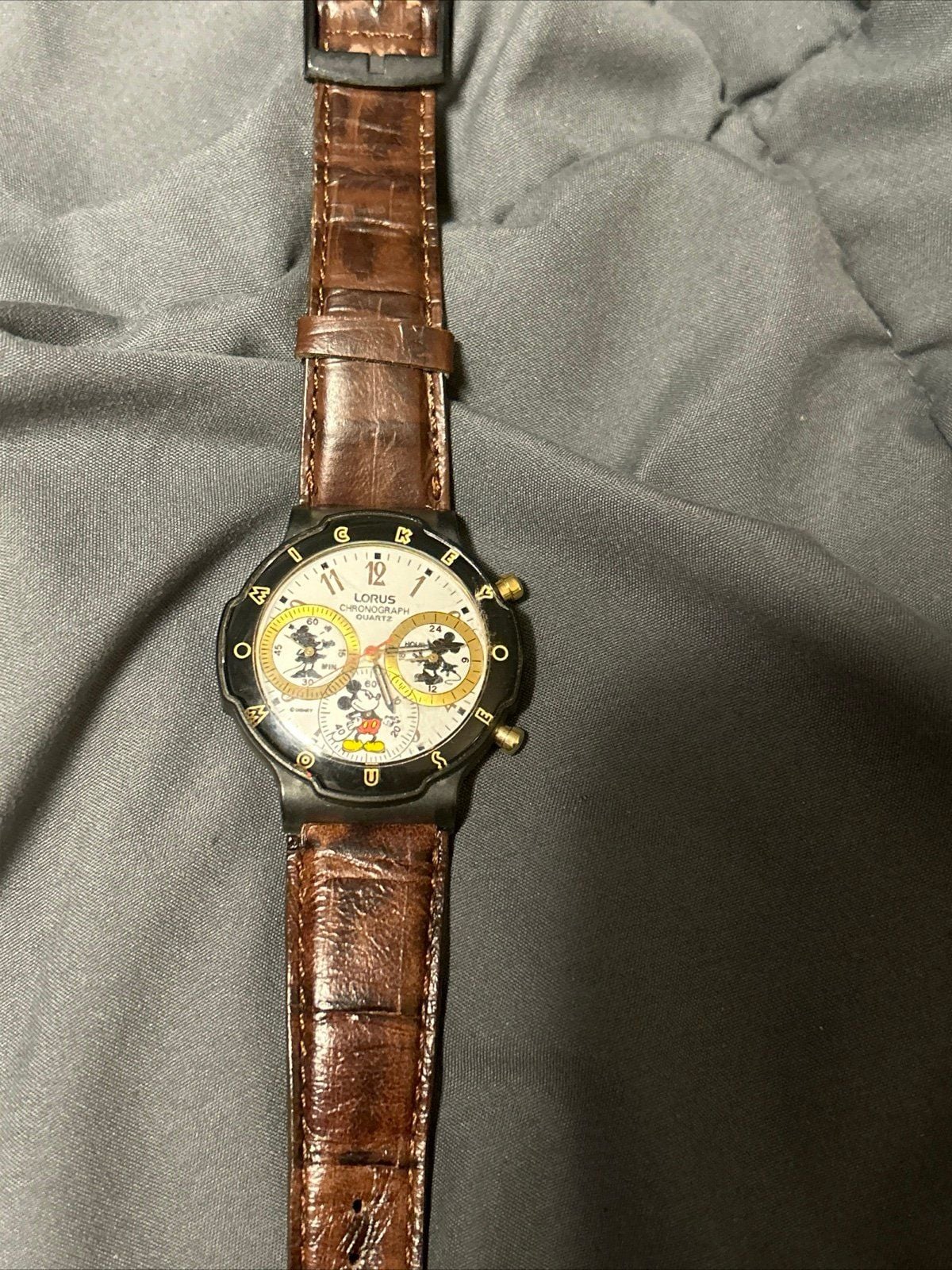 Men’s Mickey Mouse Watch 1