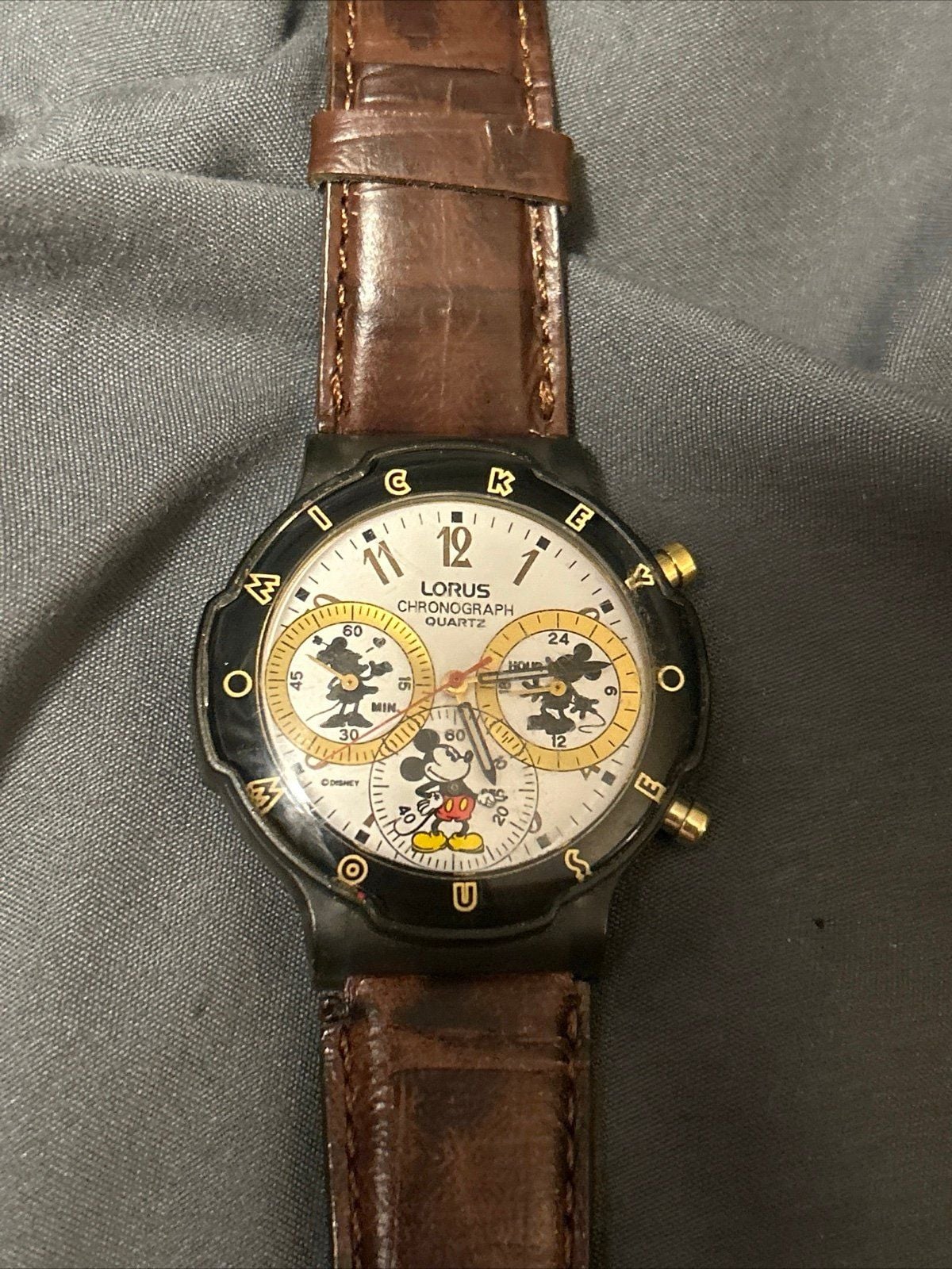 Men’s Mickey Mouse Watch 2
