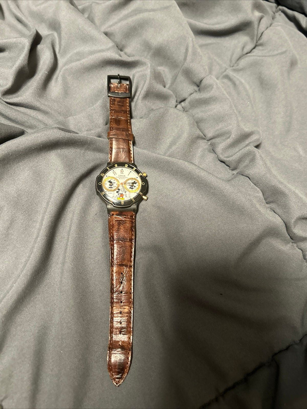 Men’s Mickey Mouse Watch 4
