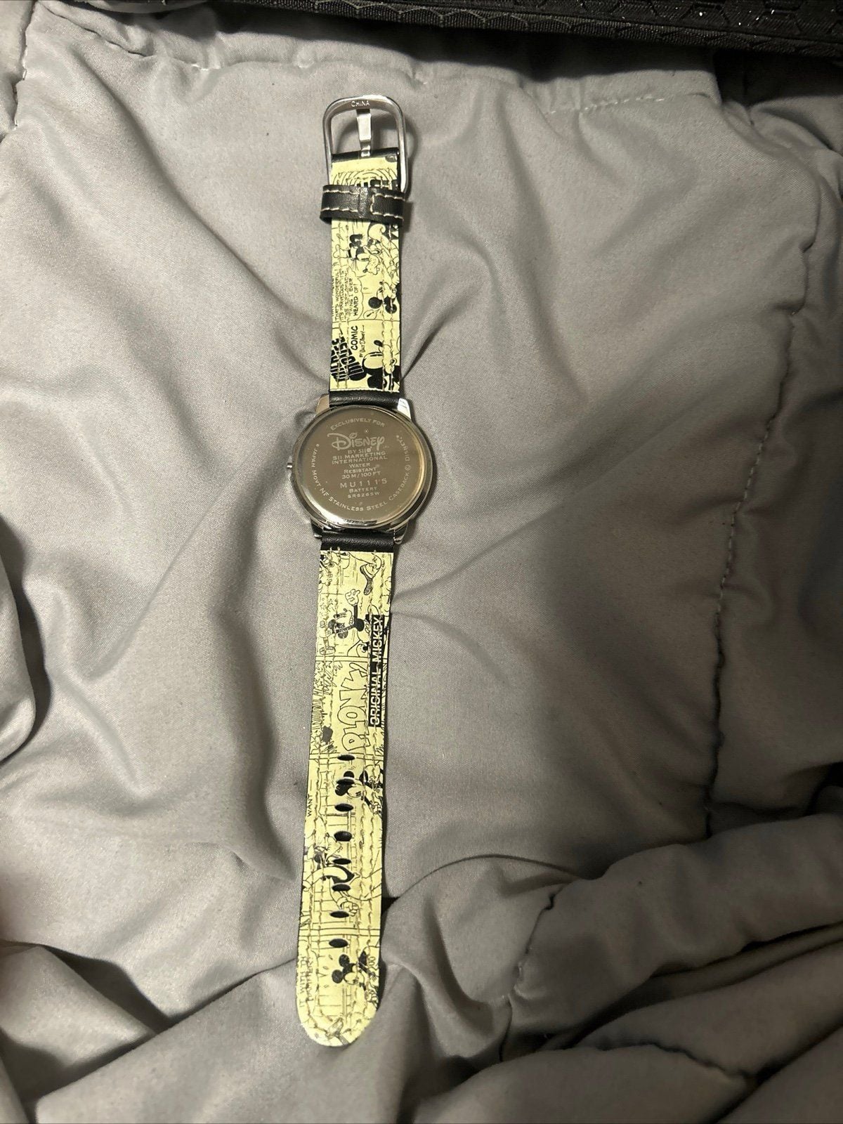 Men’s Mickey Mouse Watch 2