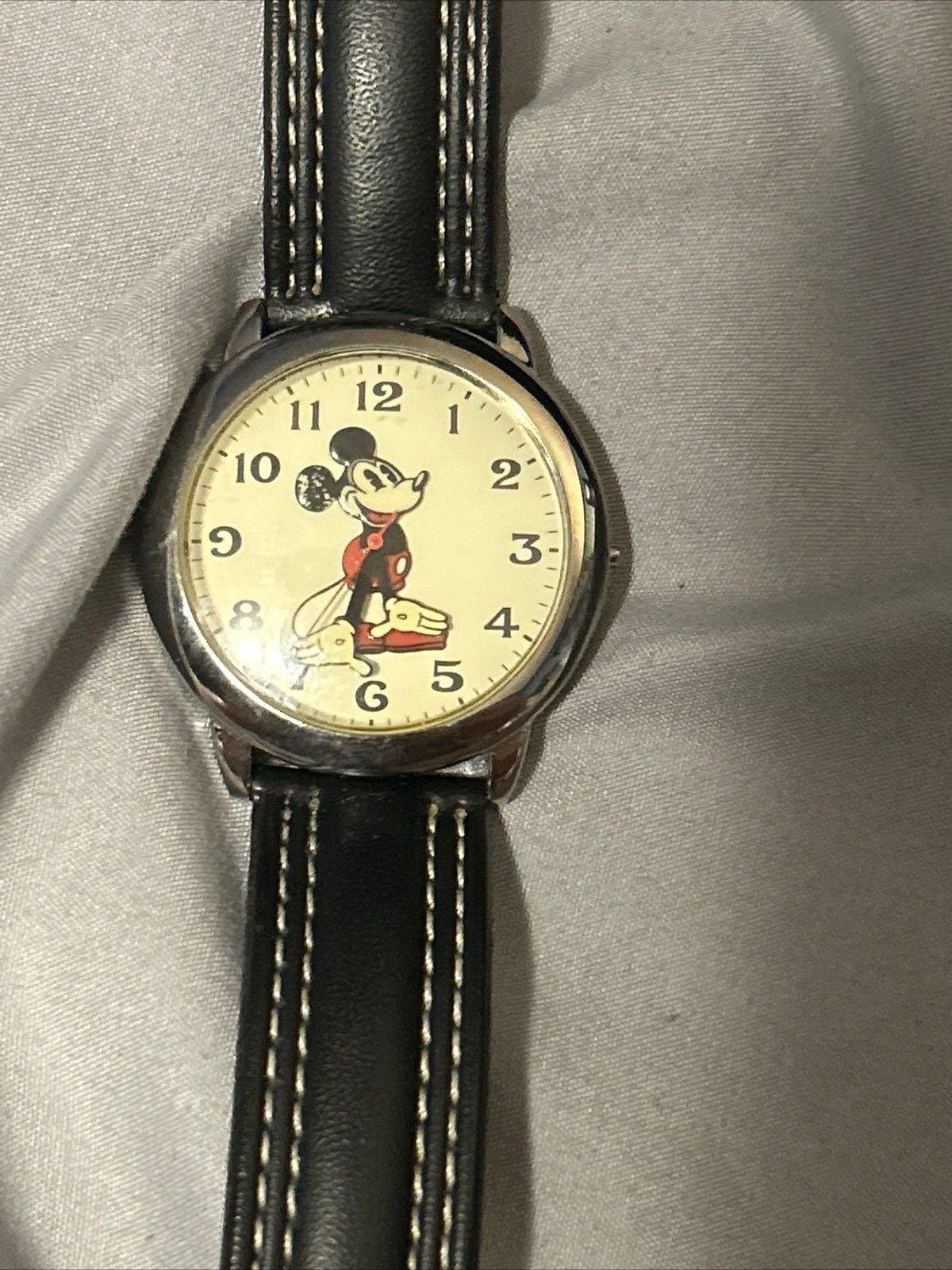 Men’s Mickey Mouse Watch 1