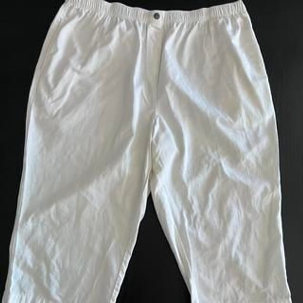 Woman Within White Straight Leg Capri Pants - Size 28W