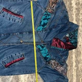Vintage 80s/90s Acid Wash Denim Jacket with Velvet & Patchwork Accents 4
