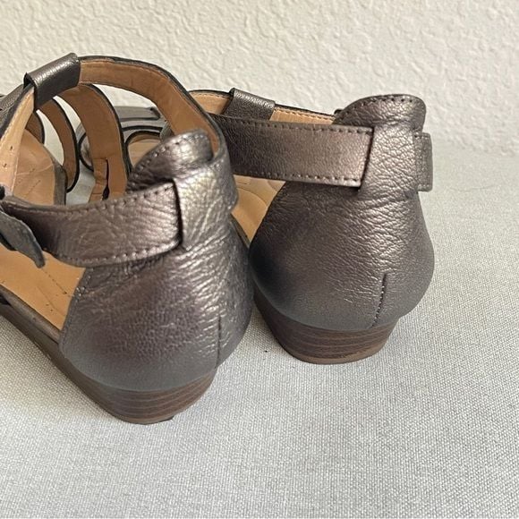 Naturalizer N5 Comfort Sandals SZ 6 10