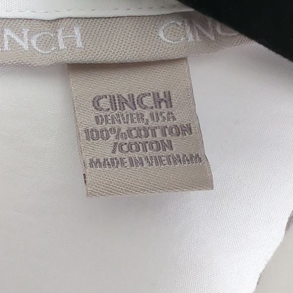 Cinch Men's Classic White Button-Down Shirt 5