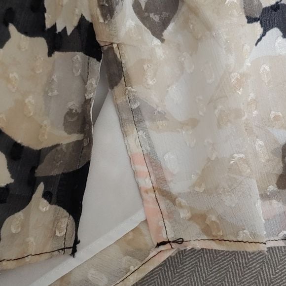 NWOT Isaac Mizrahi Live flower shirt 7