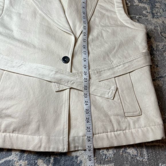 Women's Pomandere Cream Sleeveless Jacket 5