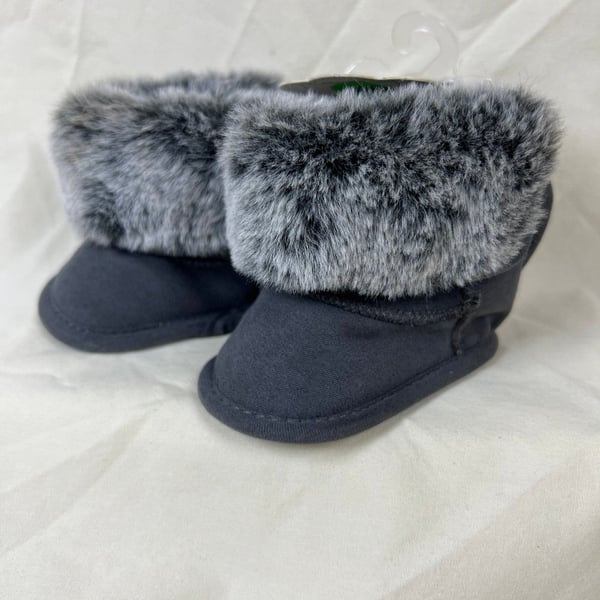 Size 1 First Steps 0-3 months boots with faux fur