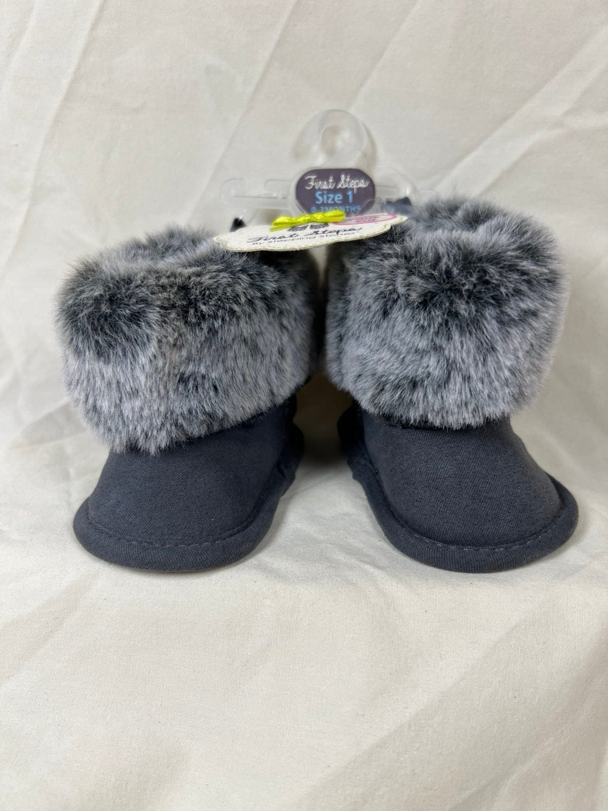 Size 1 First Steps 0-3 months boots with faux fur 4