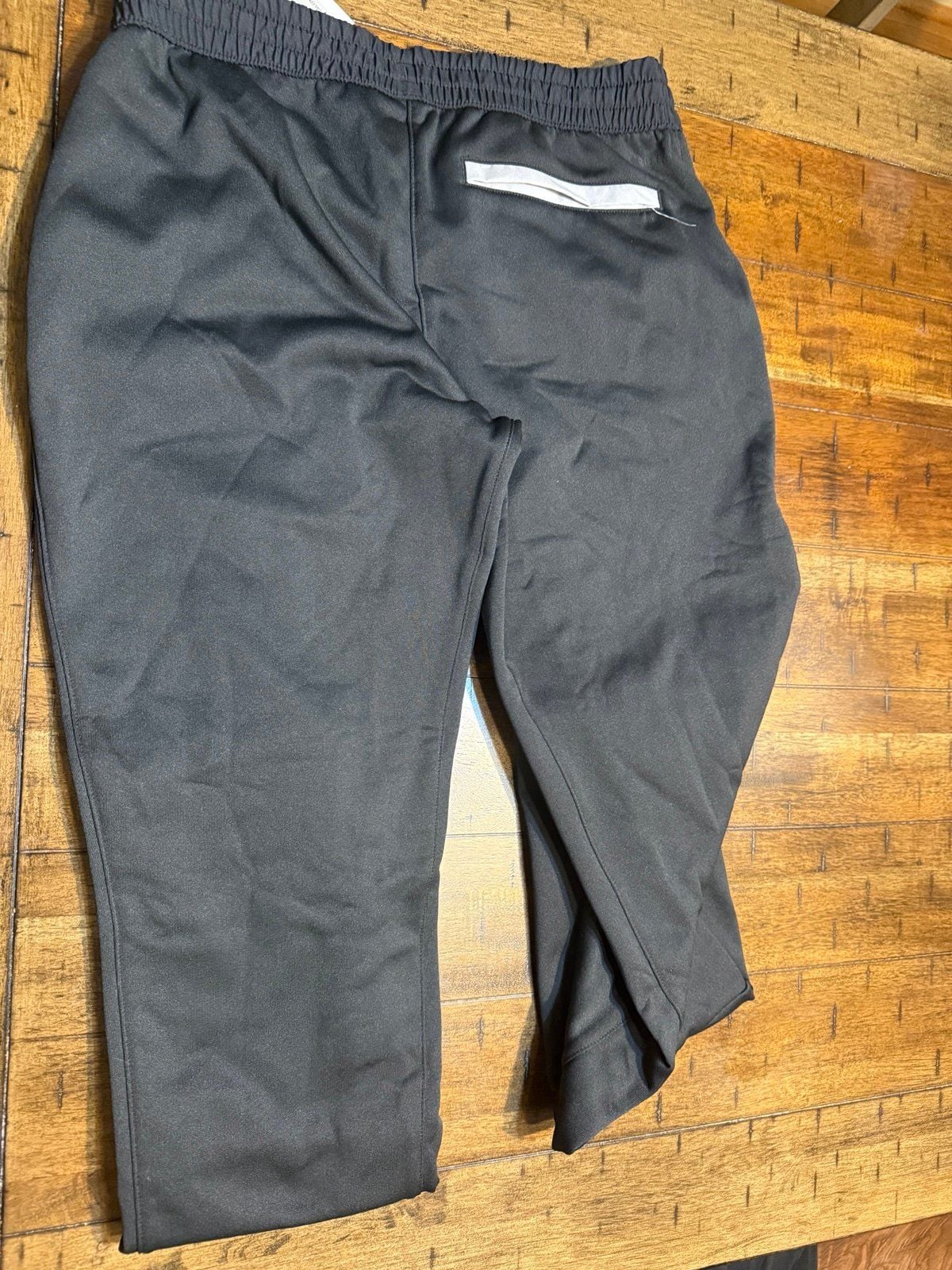 Brand new adidas pants size large 7
