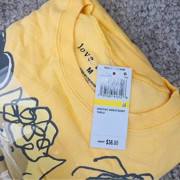 Snoopy Peanuts and his friends yellow sweatshirt SZ M 10