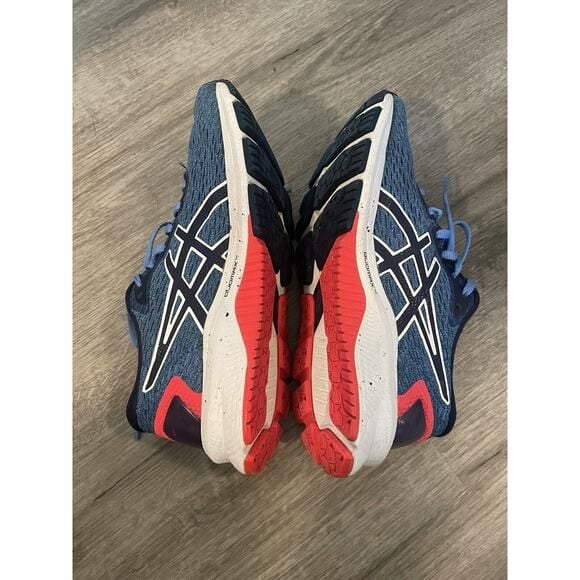 Ascis Women’s GT 1000 Running Shoes Sz 8 7