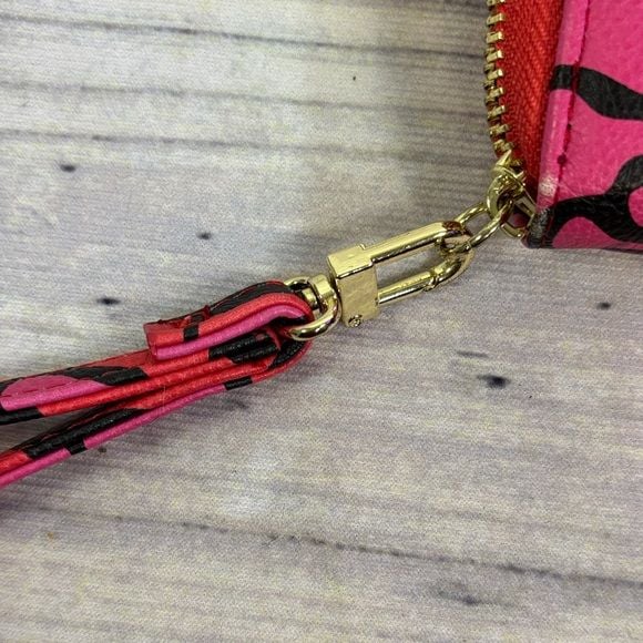 Betsey Johnson Red, Pink, and Black Floral Wristlet Wallet w/ strap zipper -Fair 11
