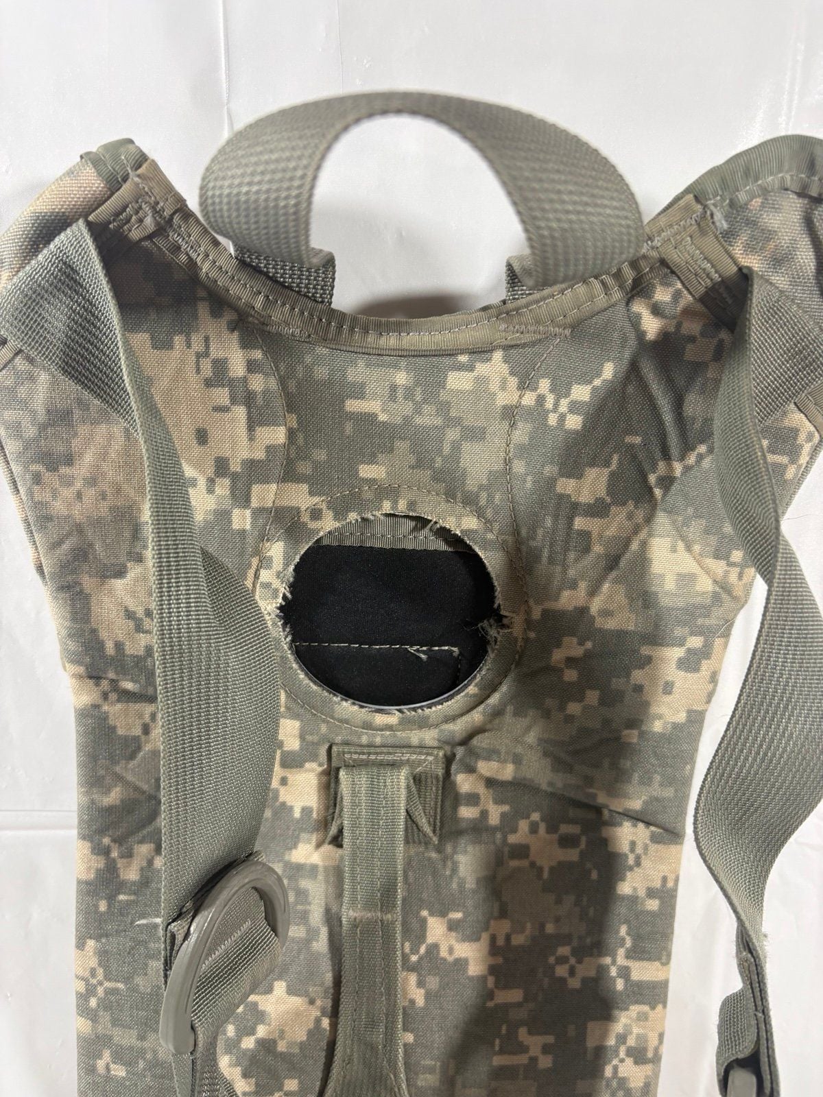 US Army ACU Hydration Carrier Backpack by Lions Services Inc – Digital Camo MOLL 6