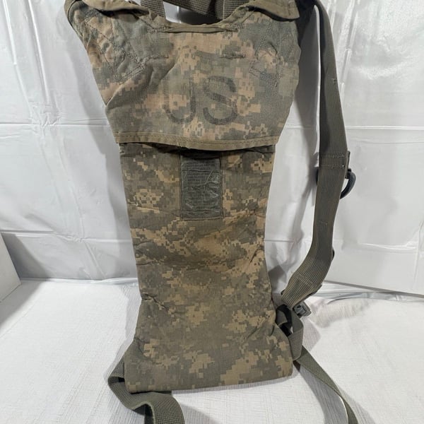 US Army Military Hydration Carrier ACU Digital Camo MOLLE Water Pack Backpack –