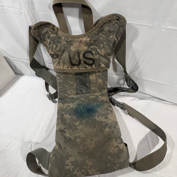 US Army ACU Hydration Carrier Backpack – Military MOLLE Camo Water Bladder Pack
