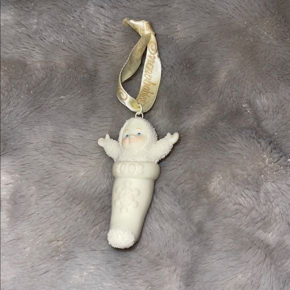 Department 56 Snowbabies "Baby in My Stocking" ornament 2002 collection 1